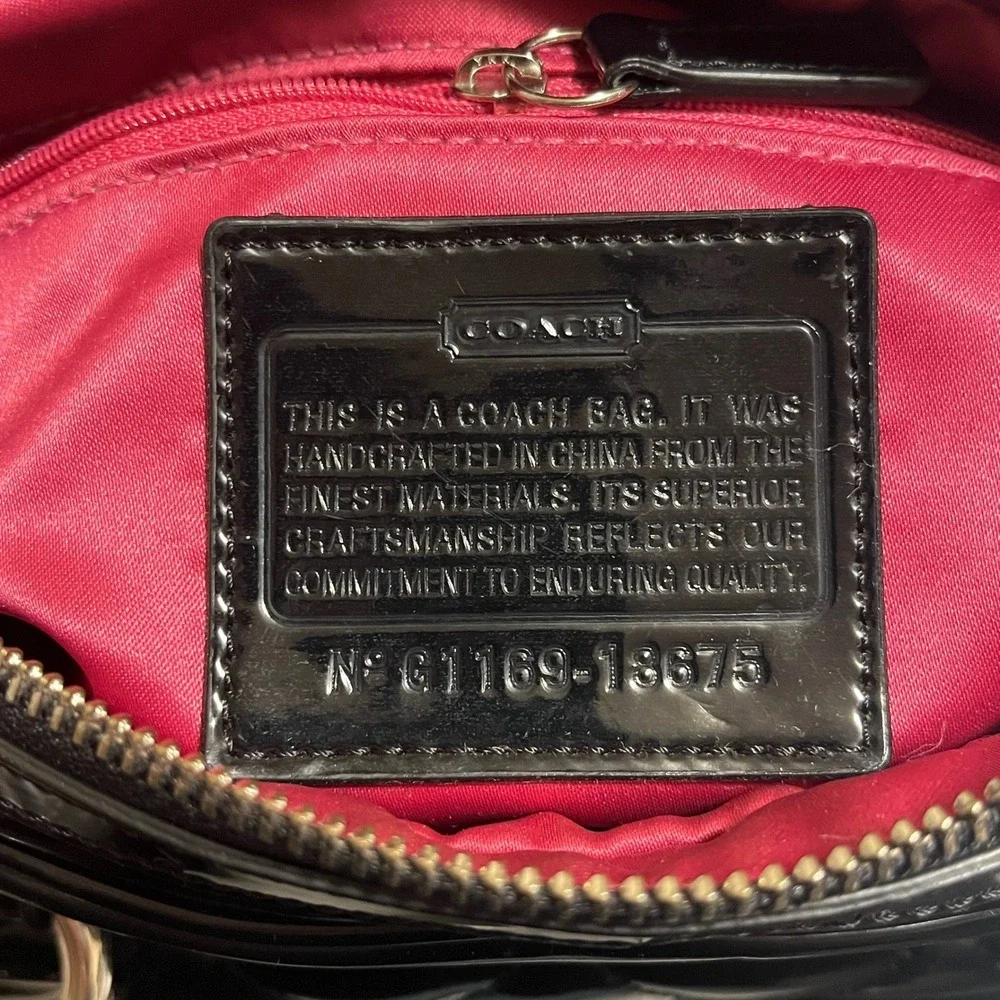 Vtg Coach 18675 Poppy‎ Liquid Gloss Quilted Patent Leather Black Satchel Purse